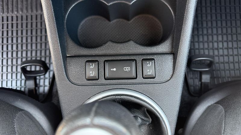 Škoda Fabia (2010) 1.4 16V*63kW*STYLE-EDITION*TOP - fotka 15 z 25