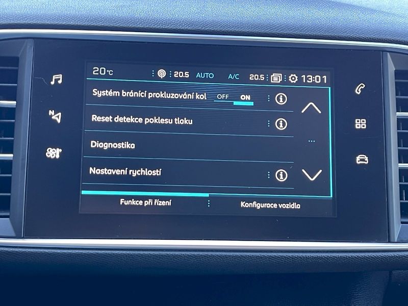 Peugeot 308 (2017) 1.5 HDI 73 kW S&S blue Active - fotka 18 z 30