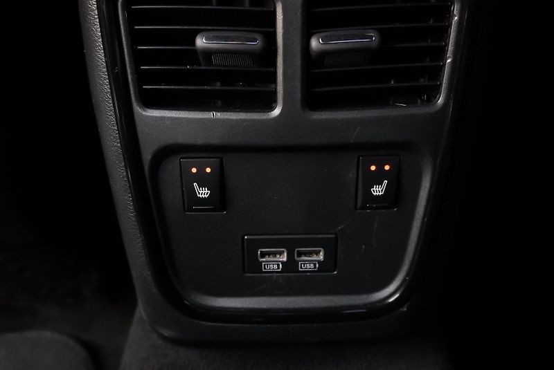 Dodge Charger 6.4 HEMI DAYTONA EDITION - fotka 17 z 34