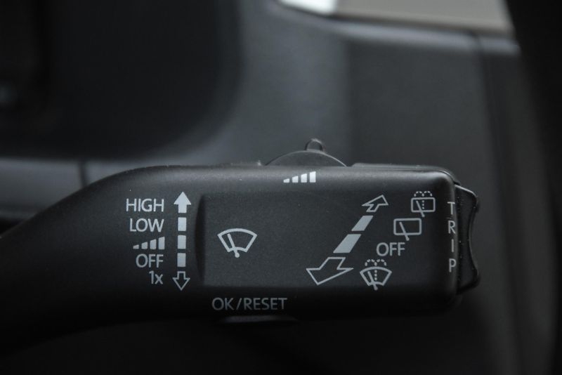 Volkswagen Caddy 2.0 TDi CR, KLIMA, TEMP, ČR - fotka 13 z 49