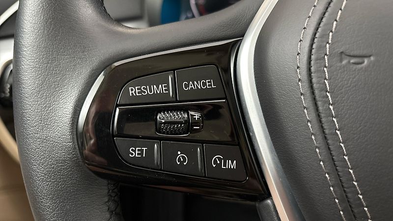 BMW Řada 5 518d AUT Touring - fotka 14 z 29