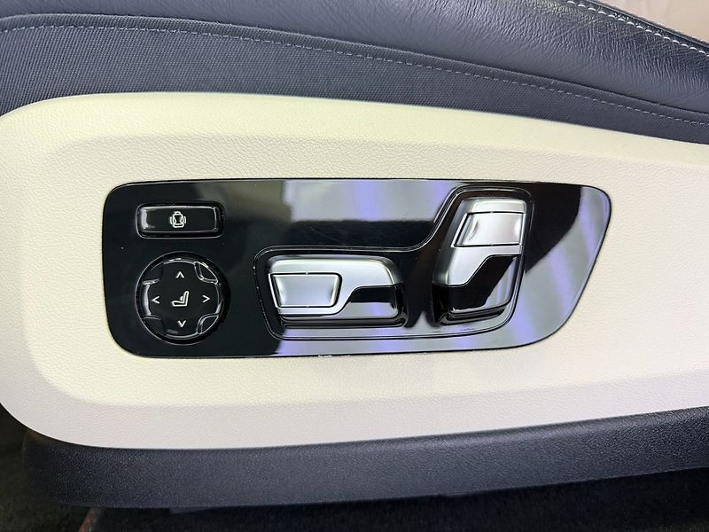 BMW X6 30d xDrive INDIVIDUAL, LED, HU - fotka 26 z 31