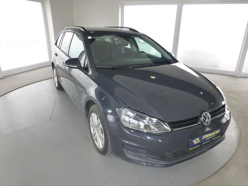 Volkswagen Golf (2014) 1,6TDI*NAVI*TAŽNÉ**ALU**PARK.S - fotka 4 z 26