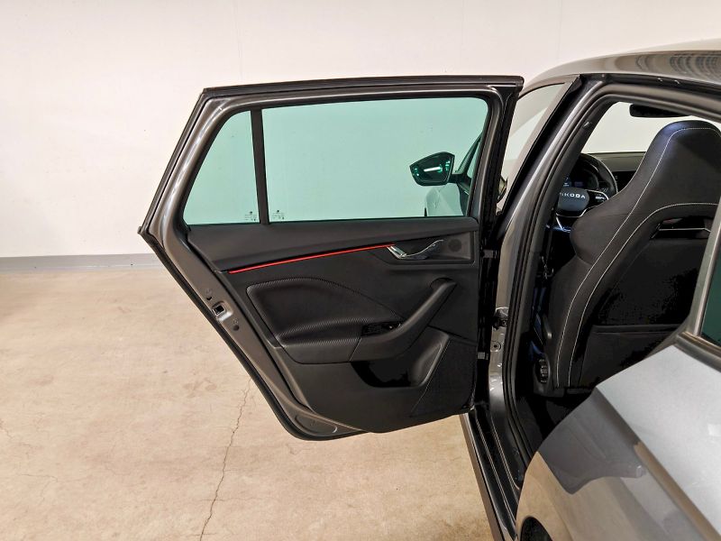 Škoda Scala (2025) 1.0 TSI 85 kW DSG Monte Carlo - fotka 23 z 29