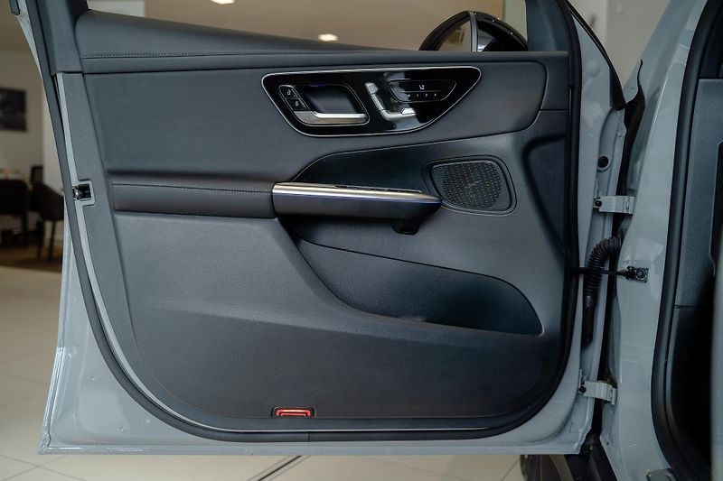 Mercedes-Benz GLC (2025) 220 d 4M/AMGPREMIUM/ESP/DIS - fotka 7 z 19