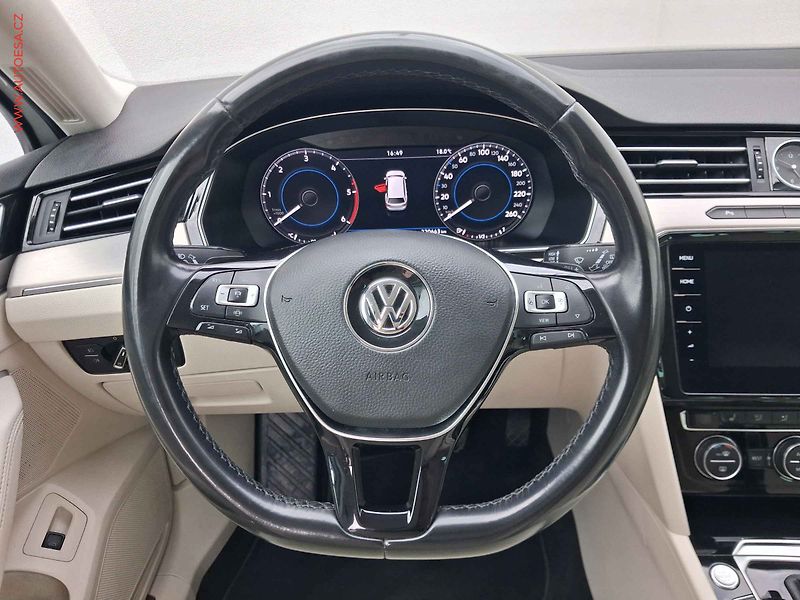 Volkswagen Passat (2019) 2.0TDi, DSG, LED, navi - fotka 11 z 20