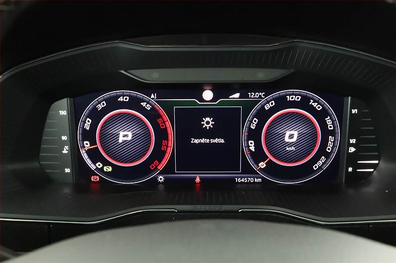 Škoda Superb (2020) Sportline 2.0 TDI - fotka 8 z 17