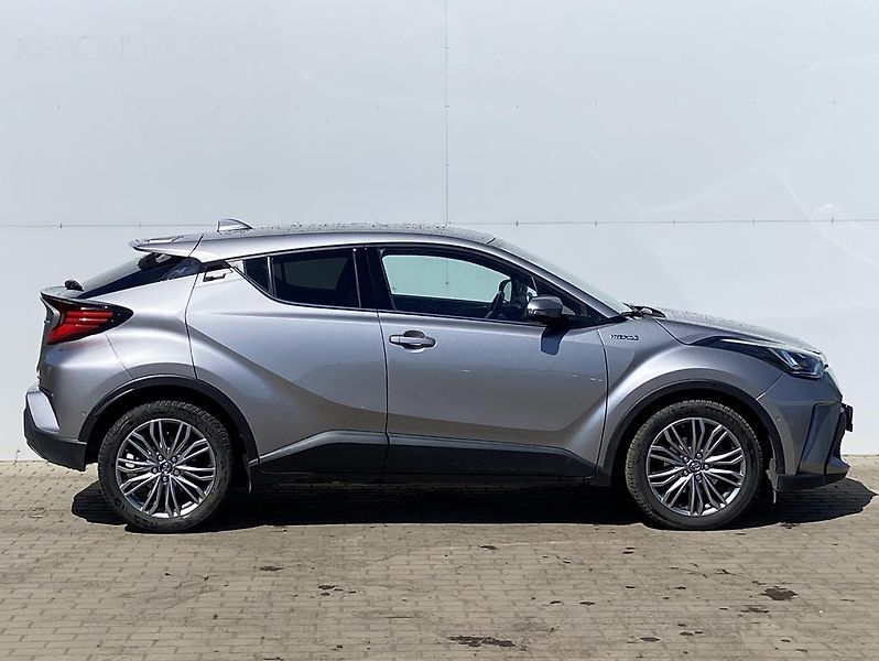 Toyota C-HR 1.8 HSD e-CVT Executive - fotka 3 z 20