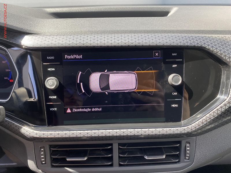 Volkswagen T-Cross (2019) 1.0 TSi, Highline, LED, navi - fotka 19 z 19