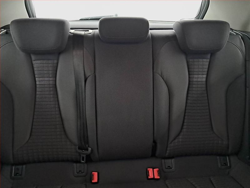 Audi A3 (2012) 1.8 TFSI, Automat, Tempomat - fotka 10 z 19