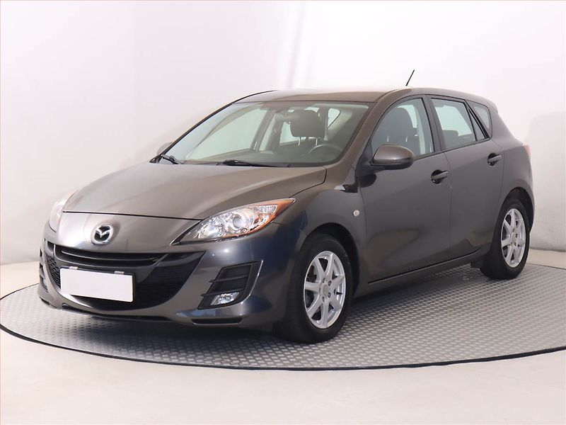 Mazda 3 (2013) 1.6 DI Turbo - fotka 2 z 15