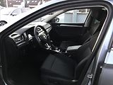 Škoda Superb 1,6 - náhled 10