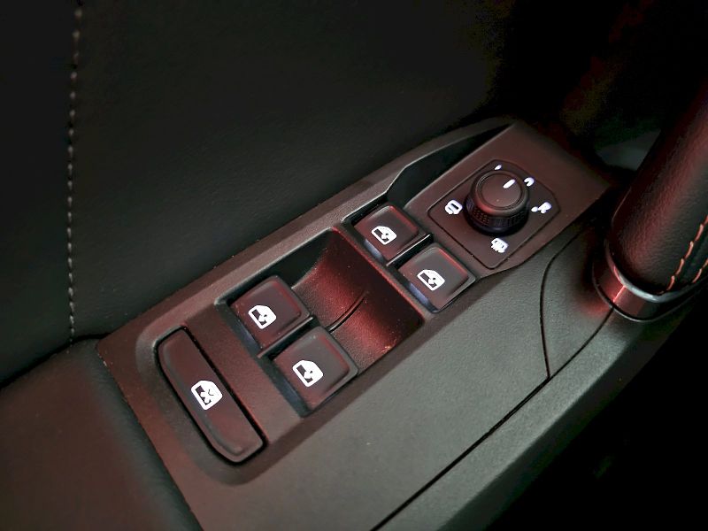 Cupra Formentor (2024) 1.5TSi 150k DSG - fotka 26 z 30