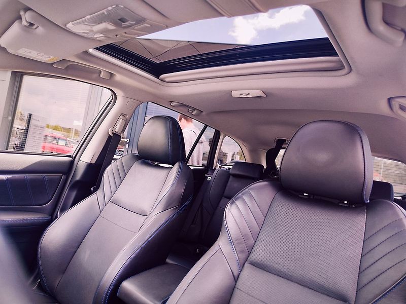 Subaru Levorg 1.6 GT-S/125kW Navi,Xenony - fotka 15 z 33