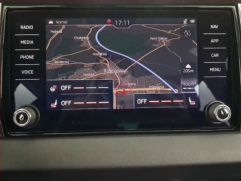 Škoda Karoq (2020) Scout 2.0 TDI - fotka 18 z 25