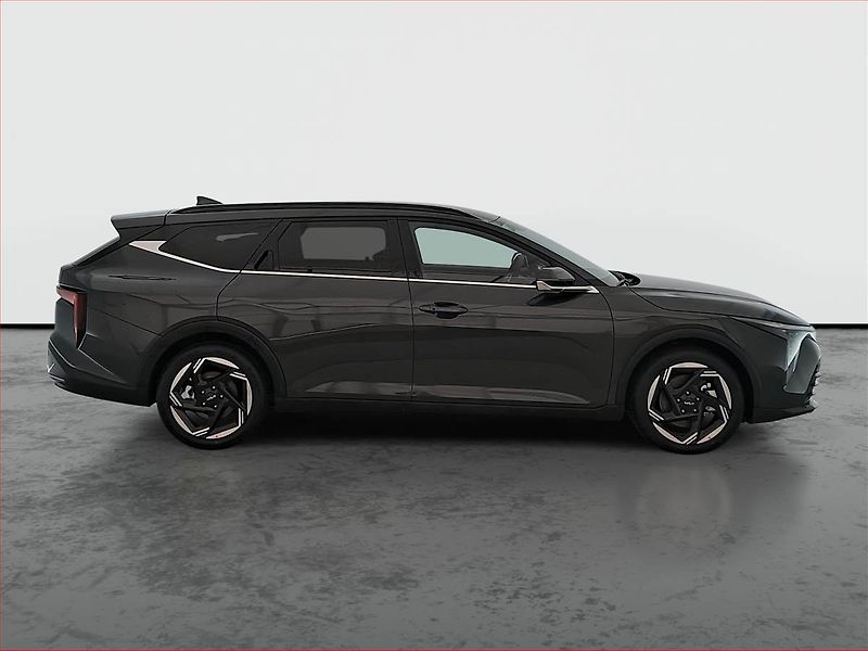Kia K4 (2026) 1.6 T-GDI, Mrtvý úhel - fotka 6 z 22
