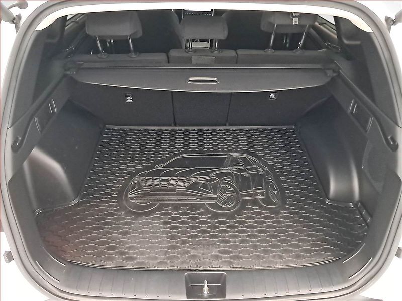 Hyundai Tucson (2022) 1.6 T-GDI - fotka 14 z 19