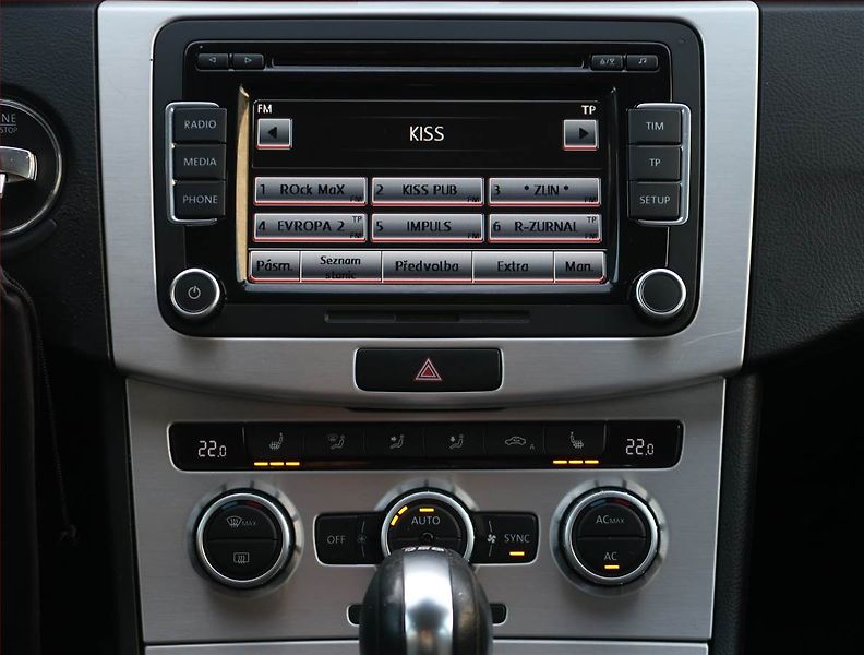 Volkswagen Passat (2012) Comfortline 2.0 TDI, 4X4 - fotka 12 z 22