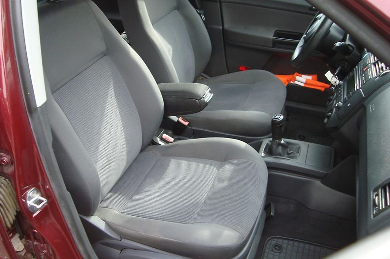 Volkswagen Polo (2006) 1.4i 16V, ČR, Servisní kniha - fotka 45 z 71