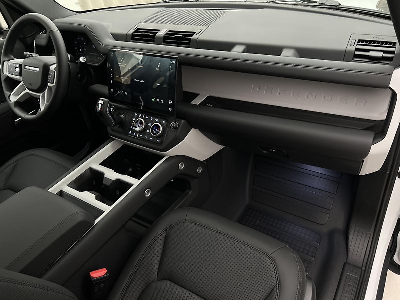 Land Rover Defender (2026) 110 D200 S AWD Aut  - fotka 19 z 50