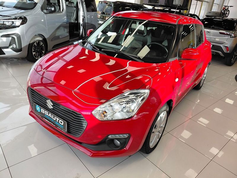 Suzuki Swift 1.2i 66KW 2018 - fotka 1 z 10