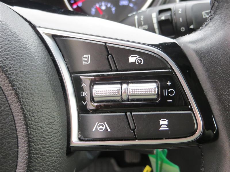 Kia Ceed 1,5 T-GDI 118kW SW Top AUT ČR - fotka 22 z 26
