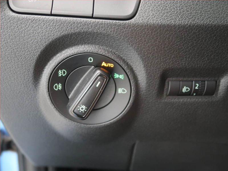 Škoda Fabia (2016) Style 1.2 TSI, Serv.kniha - fotka 14 z 15