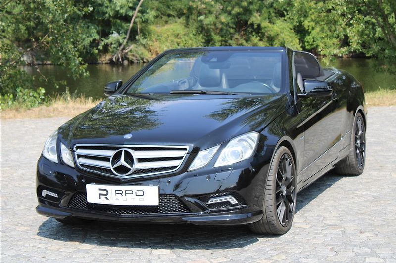 Mercedes-Benz Třídy E 200 CGI / 135 KW / CABRIO - fotka 3 z 32