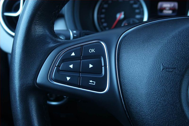 Mercedes-Benz Třídy B (2018) B 250 e, Automat, Navi - fotka 20 z 26