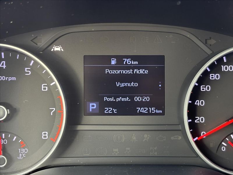 Kia Sportage 1,6 i AT 4x4 TOP ZÁRUKA TAŽNÉ - fotka 38 z 39