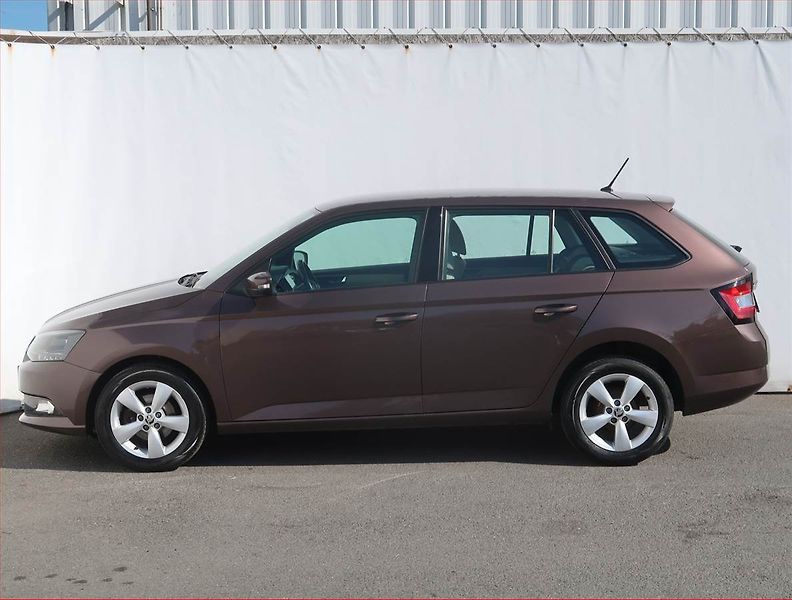 Škoda Fabia (2016) Style 1.2 TSI, Park. senzory - fotka 3 z 19