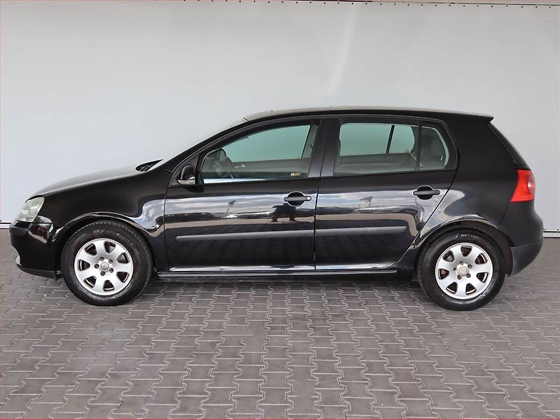 Volkswagen Golf (2005) 1.4 16V, nová STK, dobrý stav - fotka 3 z 15