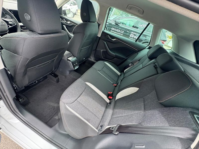 Škoda Kamiq (2026) 1,5 TSI 110 kW  Dynamic - fotka 10 z 11