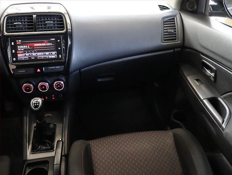 Mitsubishi ASX (2020) 1.6 MIVEC, Serv.kniha, Xenony - fotka 8 z 20