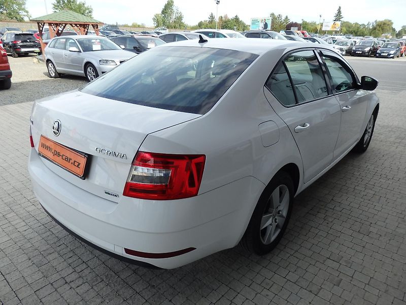 Škoda Octavia 1.4 TSI 81 kW G-TEC CNG - fotka 4 z 17