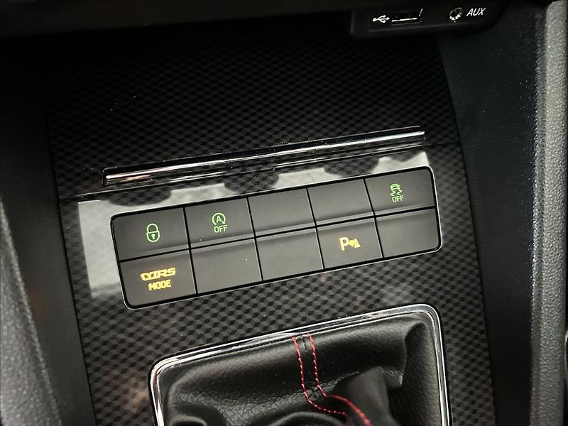 Škoda Octavia 2,0   TSI 162kW,RS,SERVISKA,MA - fotka 20 z 28