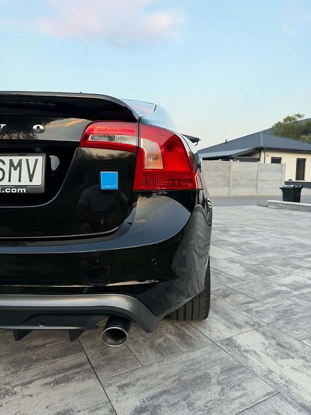 Volvo S60 (2016) S60 Polestar 1/750 T6 AWD 3.0  - fotka 10 z 17