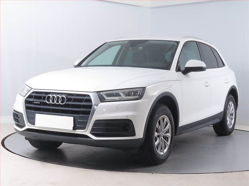 Audi Q5 (2019) Exclusive 2.0 TDI, 4X4 - fotka 2 z 16