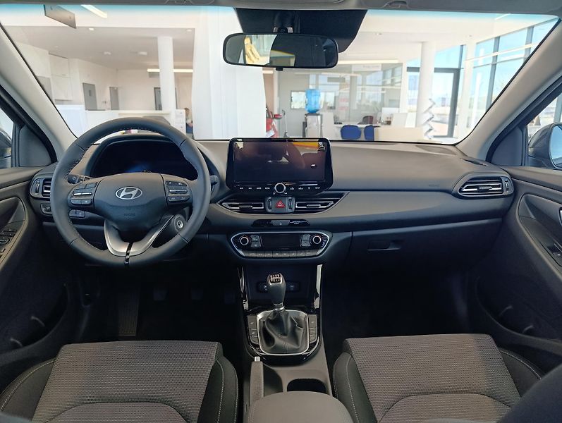 Hyundai i30 (2026) WG 1,0 T-GDI MT GO CZECH   - fotka 6 z 10