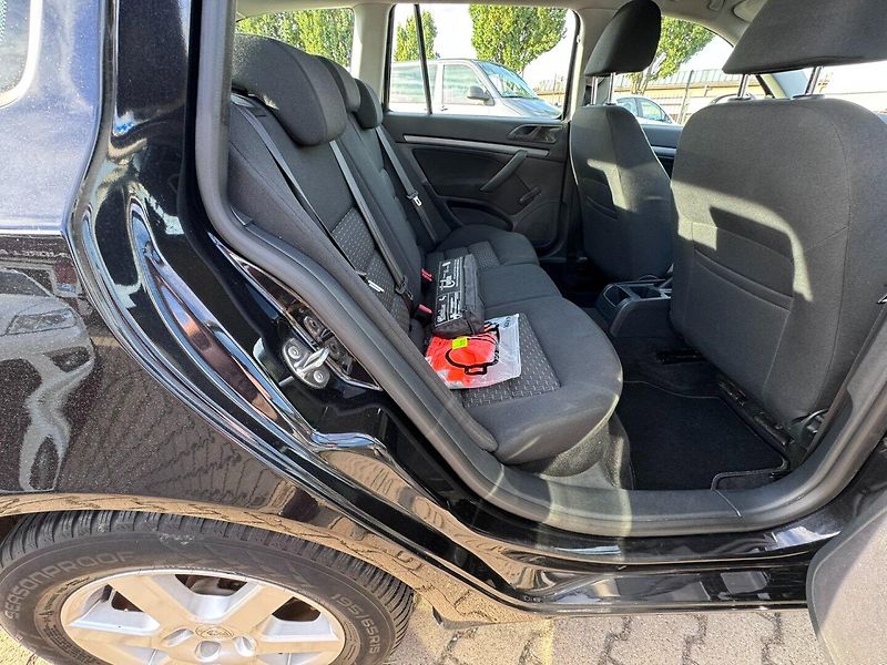 Škoda Octavia (2011) 1,4 TSI 90 KW 1. MAJ STK KM - fotka 33 z 46
