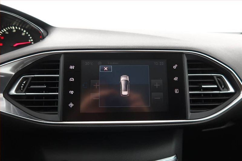 Peugeot 308 (2016) 1.6 BlueHDi, Serv.kniha, Navi - fotka 17 z 18
