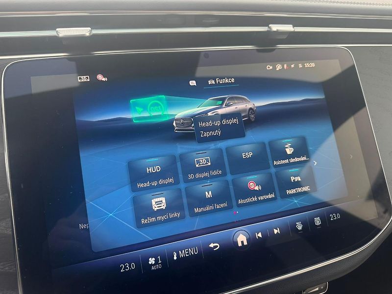 Mercedes-Benz Třídy E (2025) E 220 d 4MATIC kombi - fotka 18 z 23