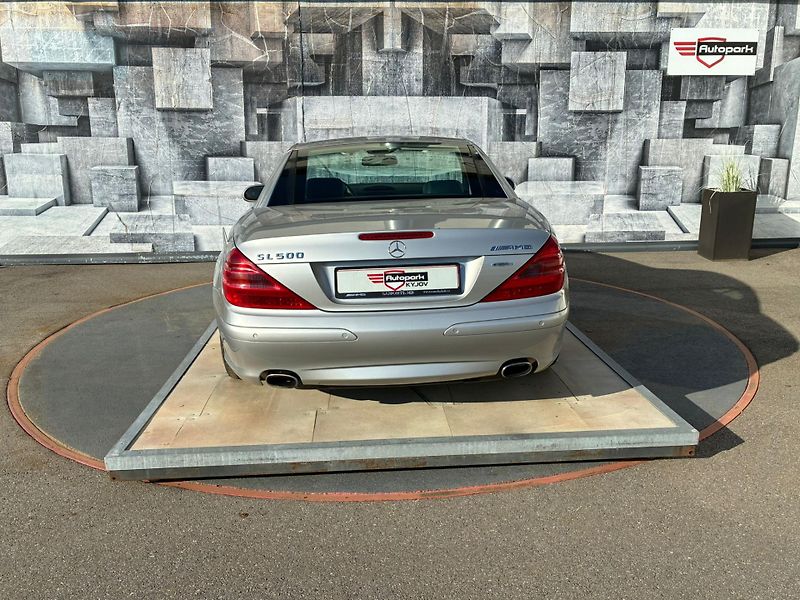 Mercedes-Benz SL (2002) 5.0 V8, 225KW - fotka 7 z 31