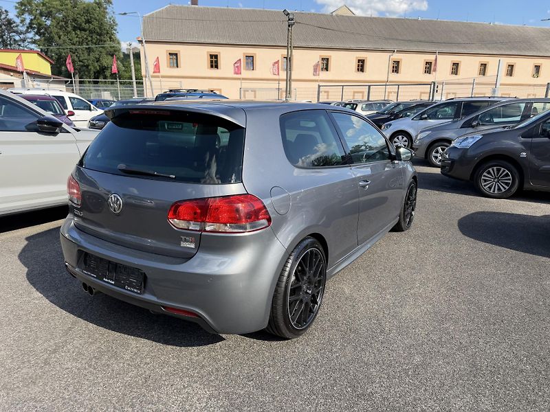 Volkswagen Golf 1.4 TSi ,90kw - fotka 3 z 10