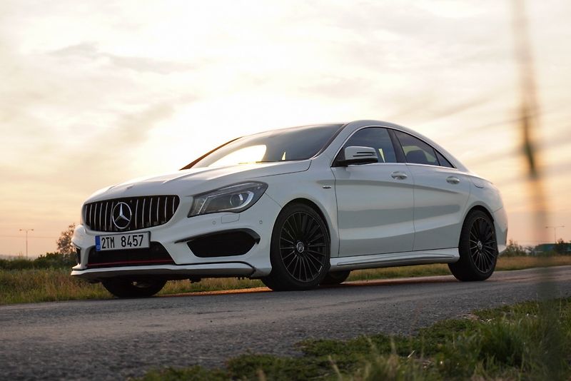 Mercedes-Benz CLA 250 160kW AMG - fotka 7 z 31