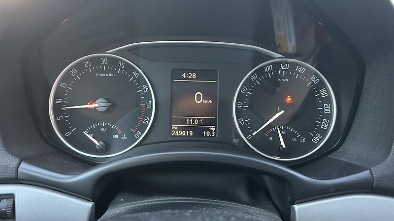 Škoda Octavia (2012) 1.6 TDI 100% servis - fotka 18 z 18