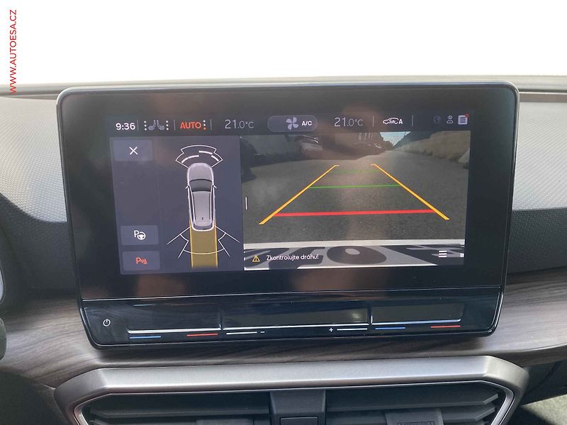 Seat Leon (2021) 2.0 TDi, Xcellence, DSG, TZ - fotka 18 z 20