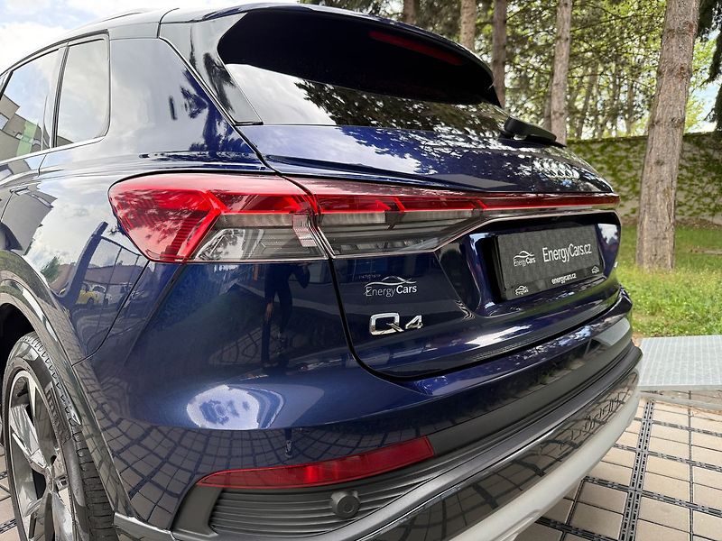Audi Q4 e-tron 40 e-tron  REZERVACE - fotka 8 z 36