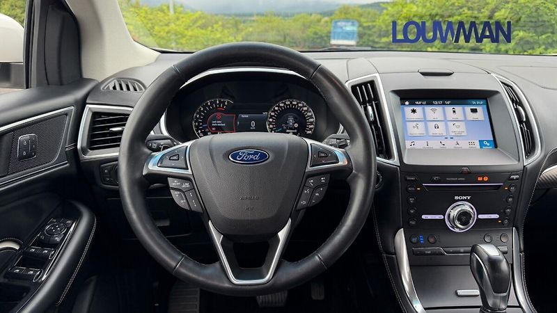 Ford Edge Vignale 2.0 TDCi AWD - fotka 9 z 30