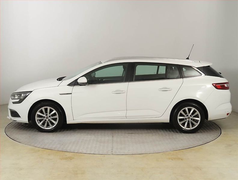 Renault Mégane (2018) Intens 1.5 dCi, ČR,1.maj - fotka 3 z 17